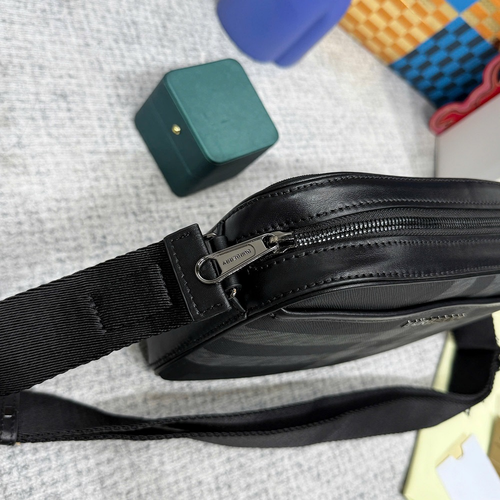 Túi đeo chéo Burberry BBR Đen kẻ sọc Xám basic size 25.5x18.5x5.5cm Like Auth on web fullbox bill thẻ PLD